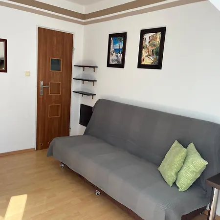 Panasz Πανσιόν Karwia
