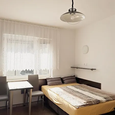 Panasz Πανσιόν Karwia